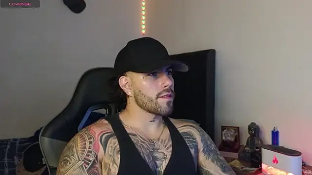 Snapshot of Ades_Lowe chatting on 02.24.26 Ades Lowe online show from 02.24.26