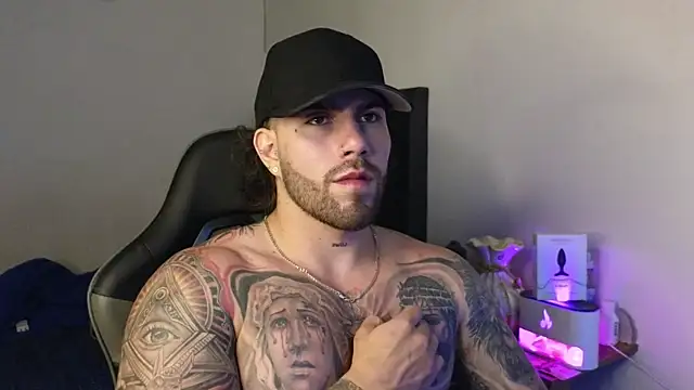 Ades Lowe online show from 04.03.26