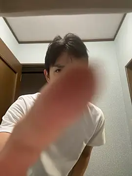 Snapshot of yuma0815 chatting on 11.01.25 yuma0815 online show from 11.01.25