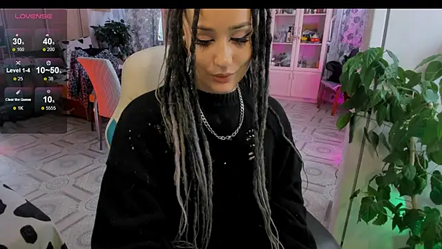 Sserendipityy online show from 05.17.26