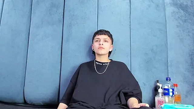 Megan Thompson  online show from 03.14.26