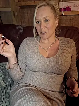 Bouncy-Bella28X online show from 12.05.25