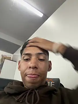 Oqui online show from 04.06.26