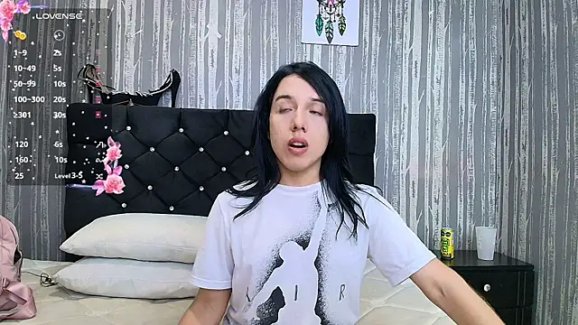 Alicee Moonn online show from 11.08.25