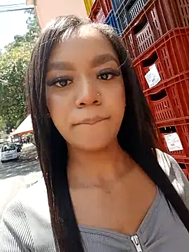 Kaylee D   online show from 09.25.25