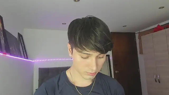 Snapshot of stevve_14 chatting on 01.09.26 stevve 14 online show from 01.09.26