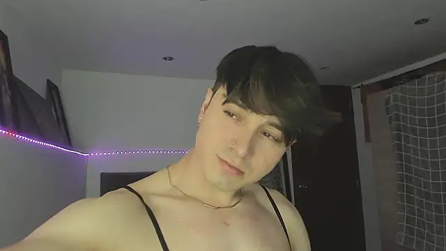 Snapshot of stevve_14 chatting on 03.09.26 stevve 14 online show from 03.09.26