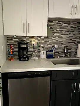 Alix Valentine online show from 10.01.25