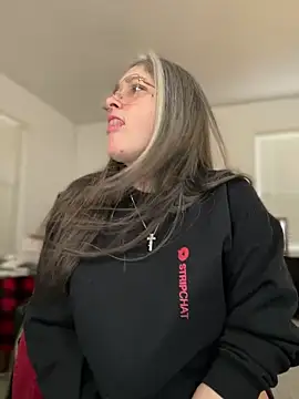 Snapshot of Alix_Valentine chatting on 02.13.26 Alix Valentine online show from 02.13.26