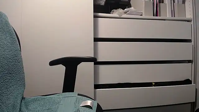 Snapshot of Colbaker6969 chatting on 12.19.25 Colbaker6969 online show from 12.19.25