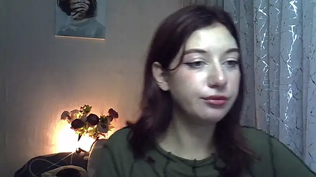 Lily Ember online show from 10.07.25