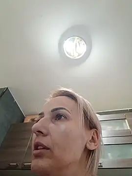 Aly-john1985 online show from 11.17.25