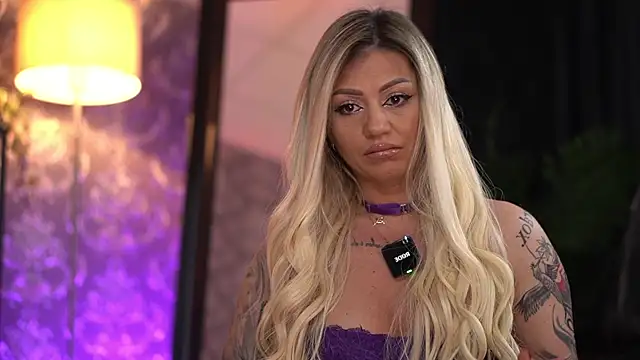 AlmaVelia online show from 12.14.25