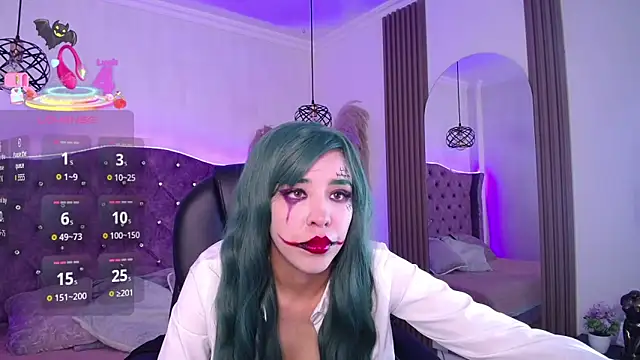 Amara Davis online show from 11.06.25