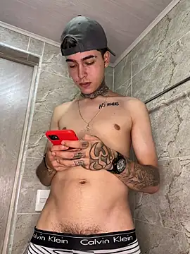 samm4044 online show from 10.18.25