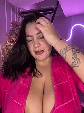 Snapshot of victoria_amatista_ chatting on 12.01.25 victoria amatista online show from 12.01.25