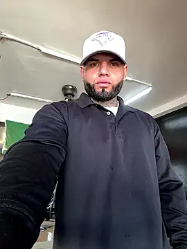 Snapshot of crazybarber69 chatting on 01.10.26 crazybarber69 online show from 01.10.26