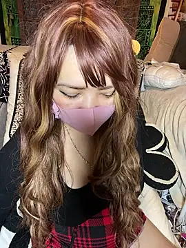 Snapshot of xoxLILxMELOxox chatting on 11.03.25 xoxLILxMELOxox online show from 11.03.25