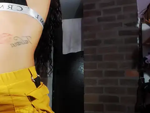 Snapshot of beautiful_taty chatting on 09.27.25 beautiful taty online show from 09.27.25