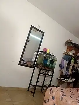 Snapshot of beautiful_taty chatting on 11.24.25 beautiful taty online show from 11.24.25