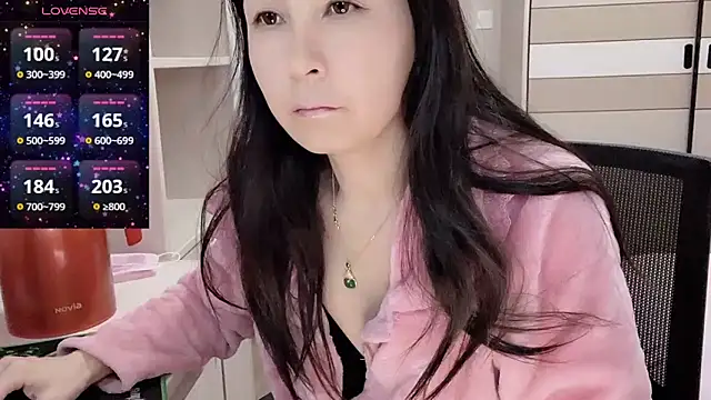 JackieBell online show from 11.02.25