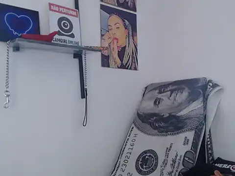 Sofia May online show from 11.20.25