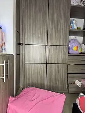 Mia sweet80 online show from 11.19.25