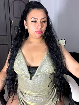 Issa Santana online show from 10.08.25