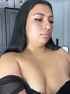 Issa Santana online show from 11.19.25