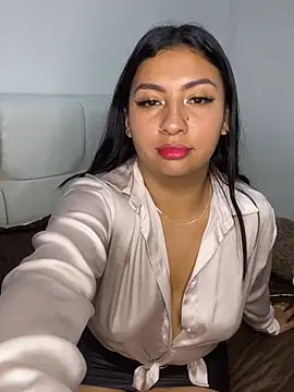 Issa Santana online show from 03.02.26