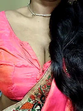 Snapshot of Hotty_Sonali chatting on 09.12.25 Hotty Sonali online show from 09.12.25