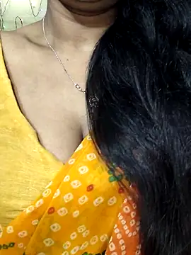 Snapshot of Hotty_Sonali chatting on 10.08.25 Hotty Sonali online show from 10.08.25