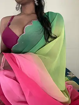 Snapshot of ruchika_ chatting on 10.30.25 ruchika  online show from 10.30.25