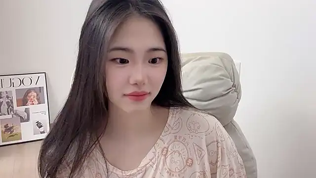 Snapshot of suki-1 chatting on 04.12.26 suki-1 online show from 04.12.26