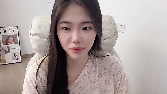 Snapshot of suki-1 chatting on 05.30.26 suki-1 online show from 05.30.26