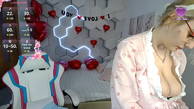 Snapshot of aliicemeow chatting on 02.16.26 aliicemeow online show from 02.16.26