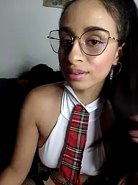 issis22 online show from 10.12.25