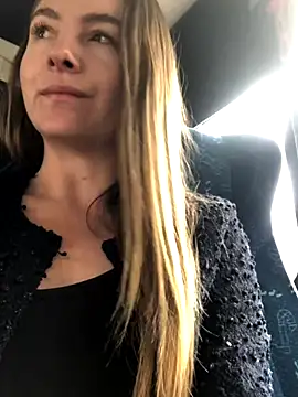 Angiehuston1 online show from 09.27.25