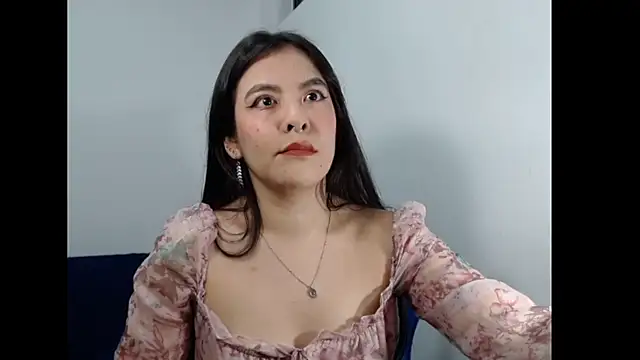 EloiseJun online show from 04.26.26