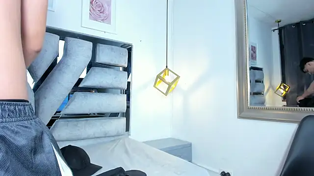 lianfox  online show from 11.26.25