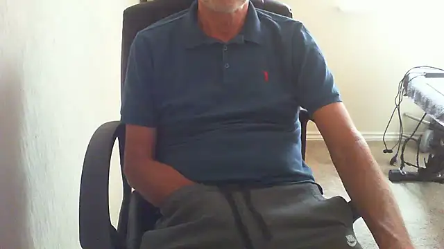 Snapshot of rogpb chatting on 07.21.26 rogpb online show from 07.21.26