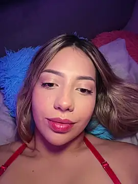 MissCat  online show from 11.21.25