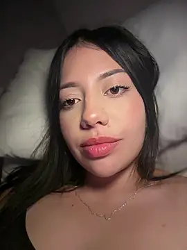 MissCat  online show from 04.18.26