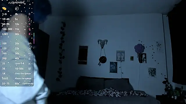 kattusauruss online show from 12.17.25