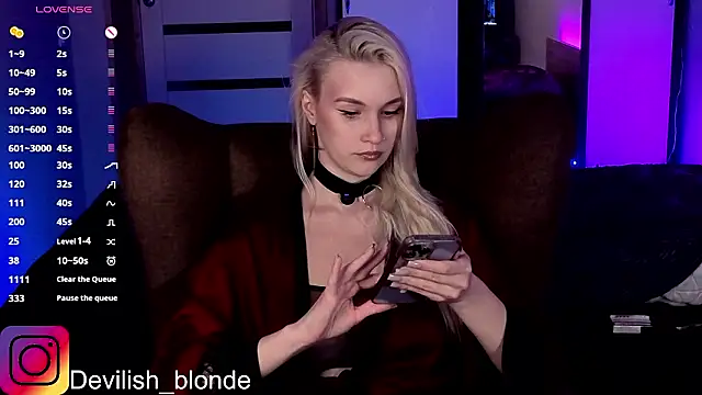 HitchcocianBlonde online show from 02.19.26