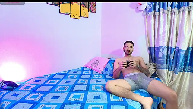 daniquintero03 online show from 02.04.26