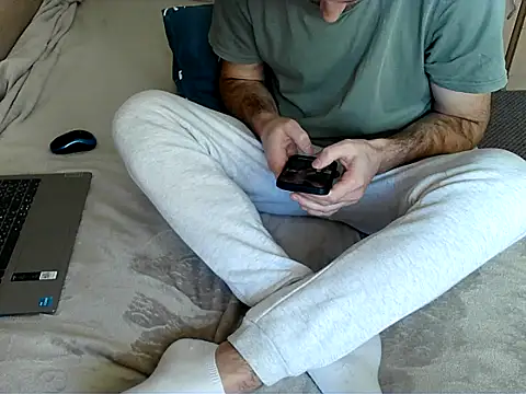 Snapshot of bul_boy chatting on 02.24.26 bul boy online show from 02.24.26