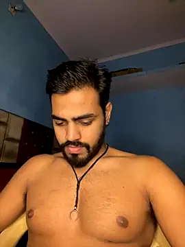 Snapshot of fireboyyyyy chatting on 10.07.25 fireboyyyyy online show from 10.07.25