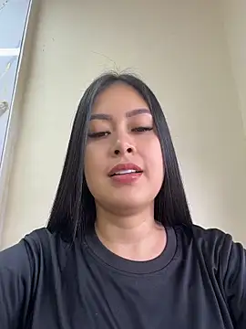 Snapshot of CrisMarulanda chatting on 06.16.26 CrisMarulanda online show from 06.16.26