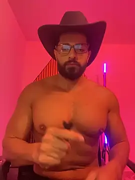 Snapshot of magnumchris chatting on 02.16.26 magnumchris online show from 02.16.26